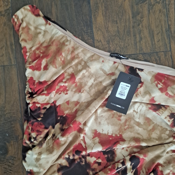 Fashion Nova Ruched One Shoulder Midi Dress - Picture 4 of 6